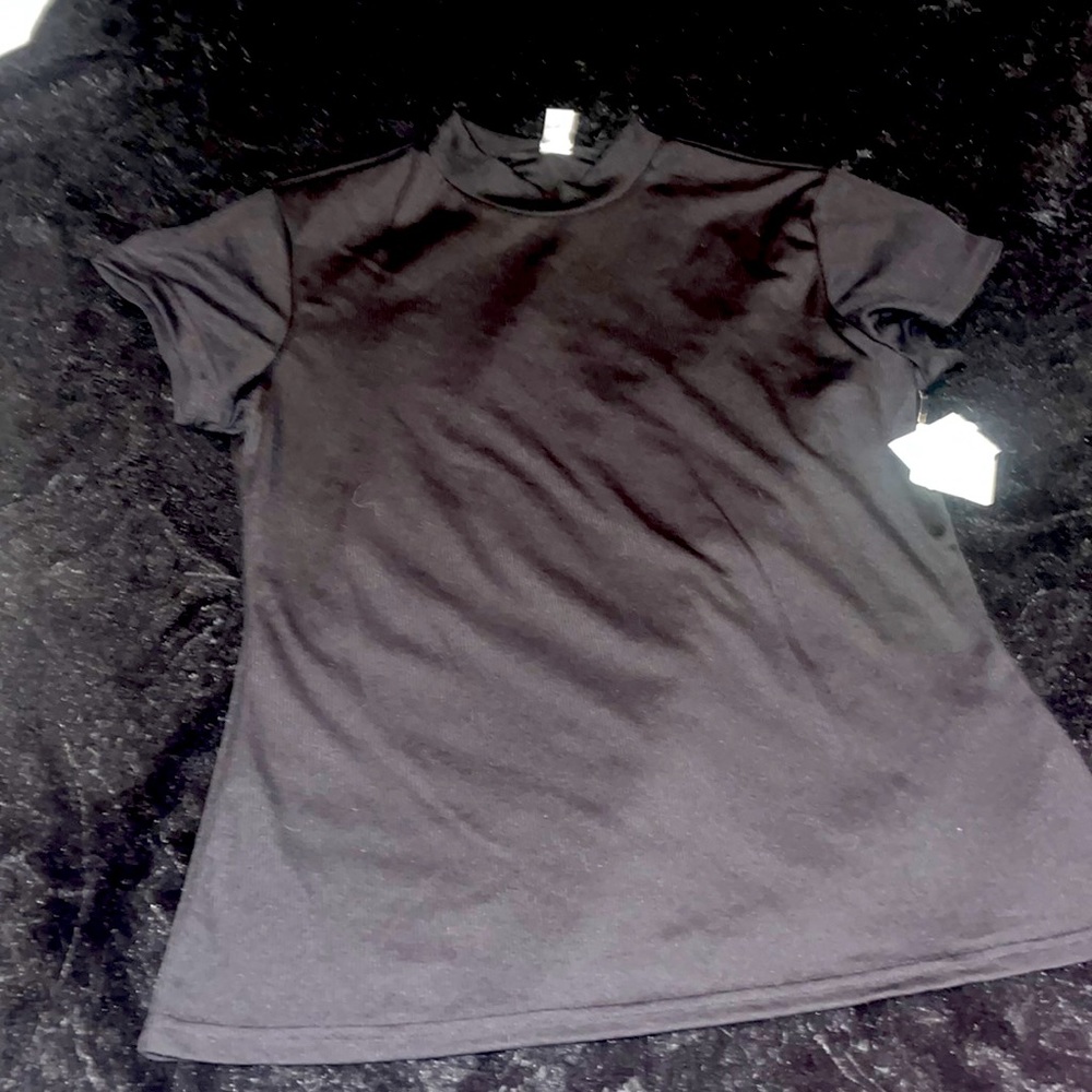 This black shirt is a very soft material and super adorable!
